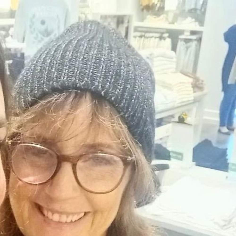Meet your Posher, Peggy